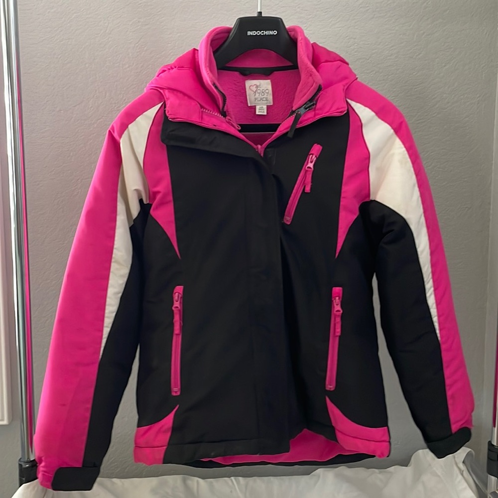 Pink, black and white girl’s winter coat size L (10/12)